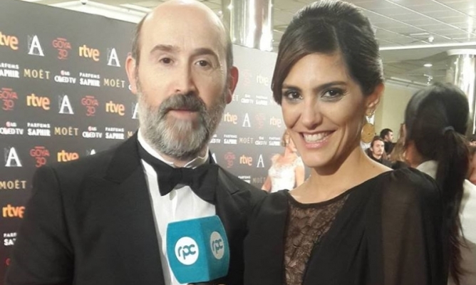 Lu Sapena en los Premios Goya 2016 Madrid cubriendo la gala para RPC.
